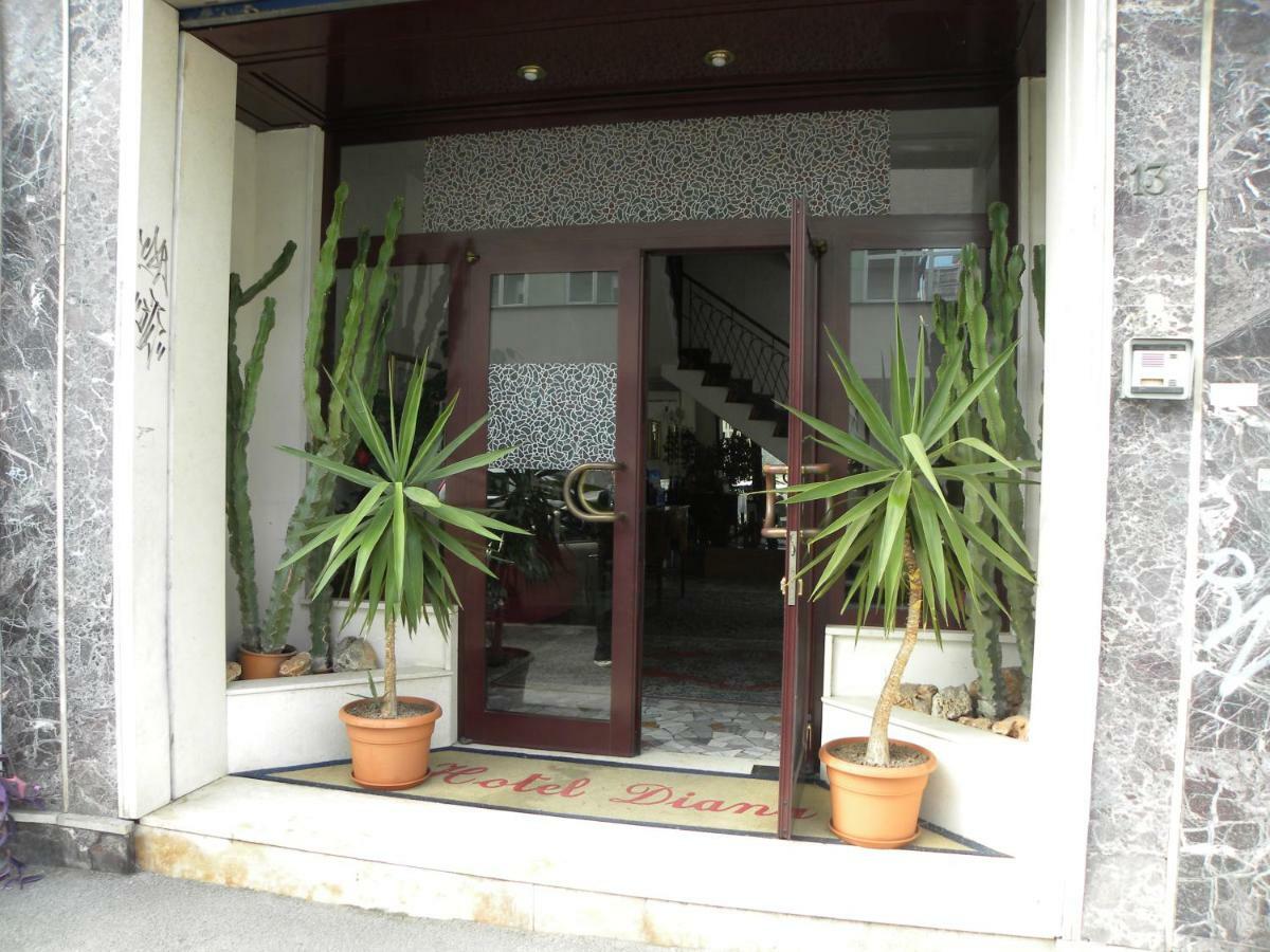 Hotel Nuovo Diana Napoli Exterior foto
